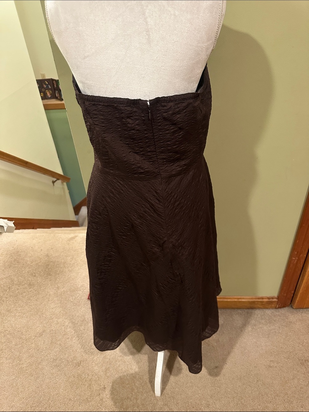 J Crew Strapless Brown Midi Dress - Elegant Textured Silhouette - Picture 2 of 3